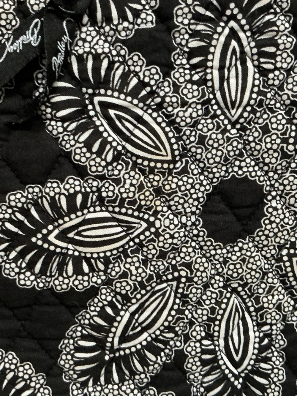 VERA BRADLEY Cross Body/Shoulder Bag - Picture 5 of 6
